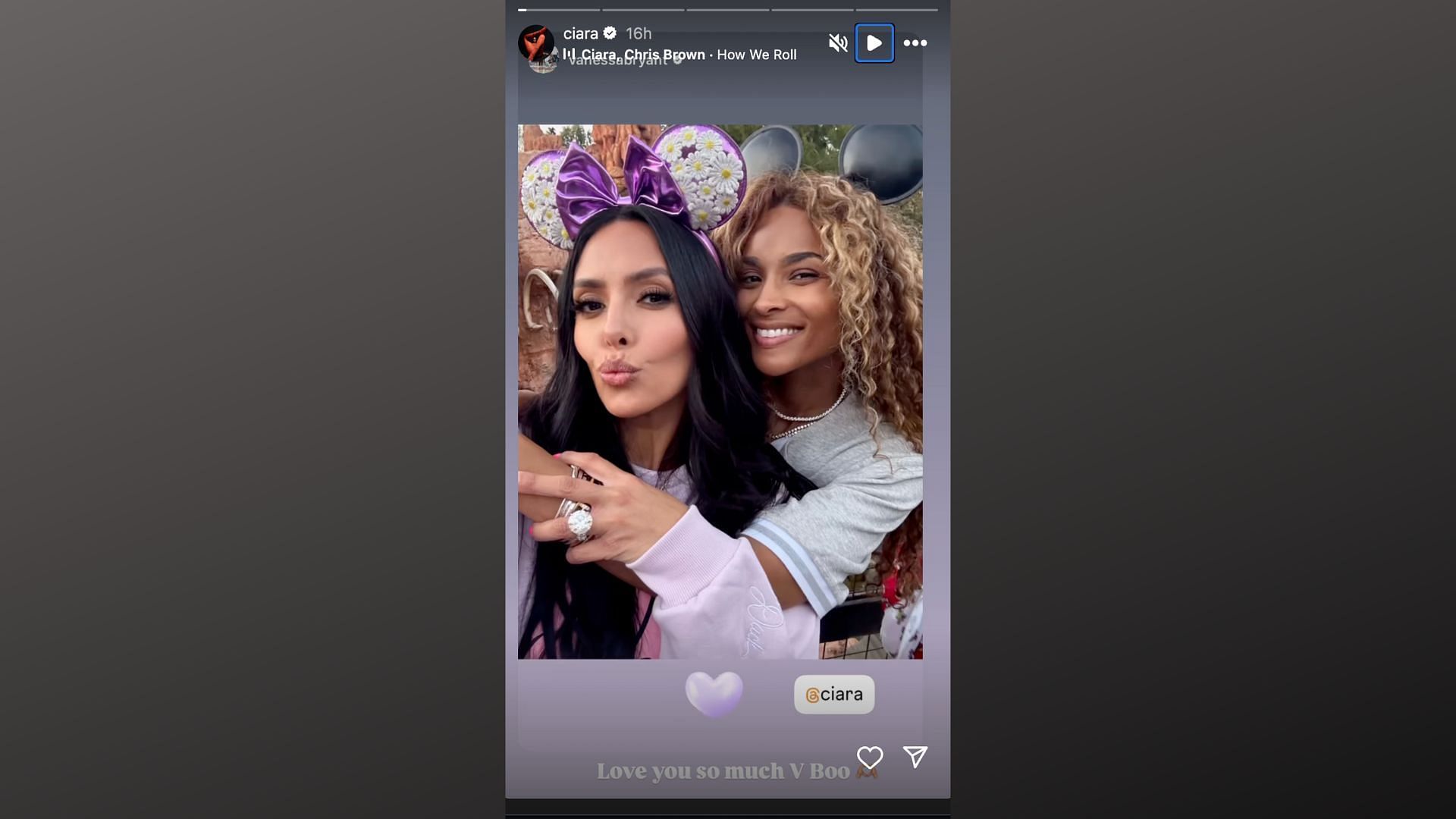 Russell Wilson's wife, Ciara's message for Vanessa Bryant